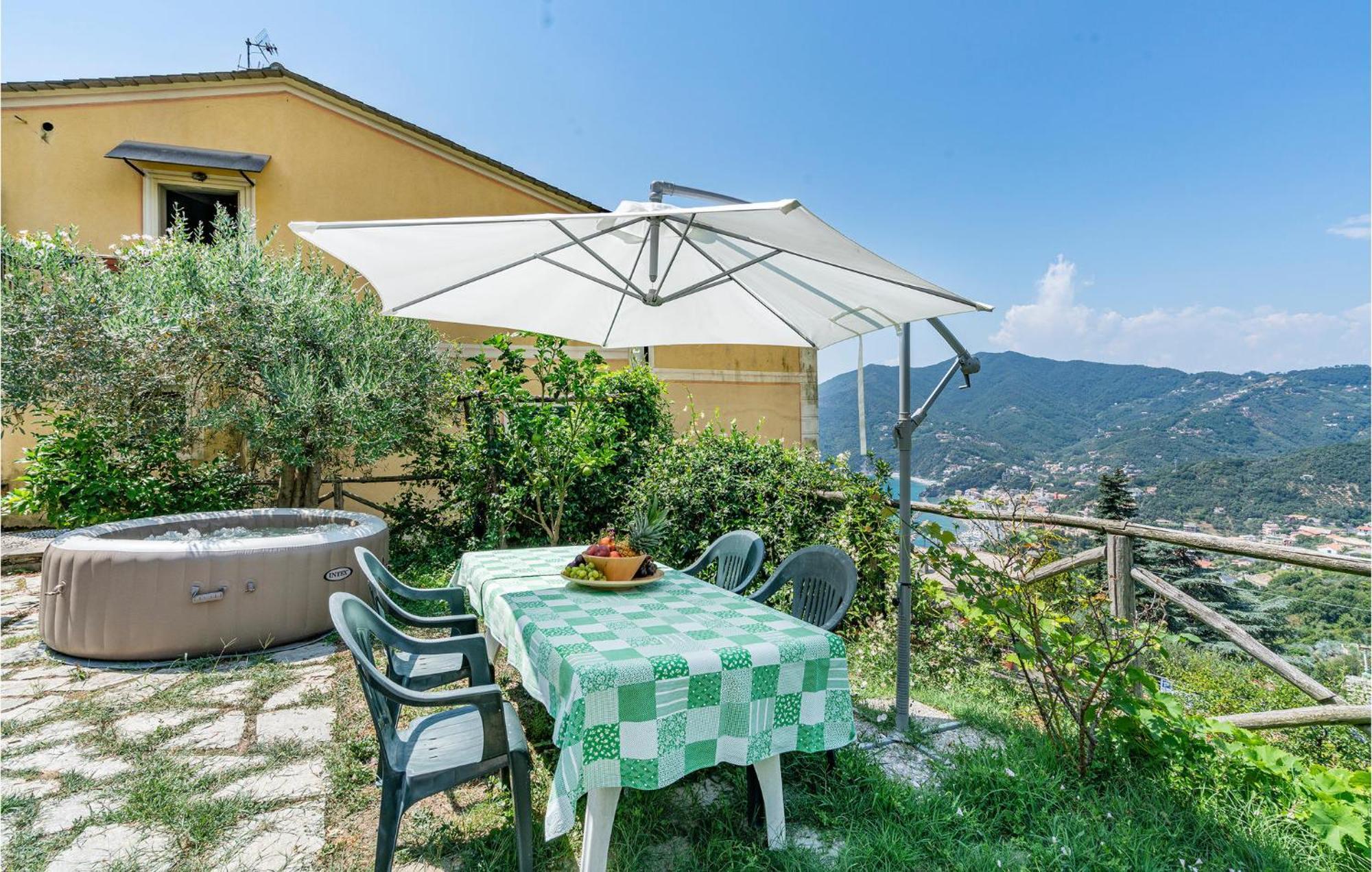 Awesome Home In Moneglia With Kitchen Kültér fotó